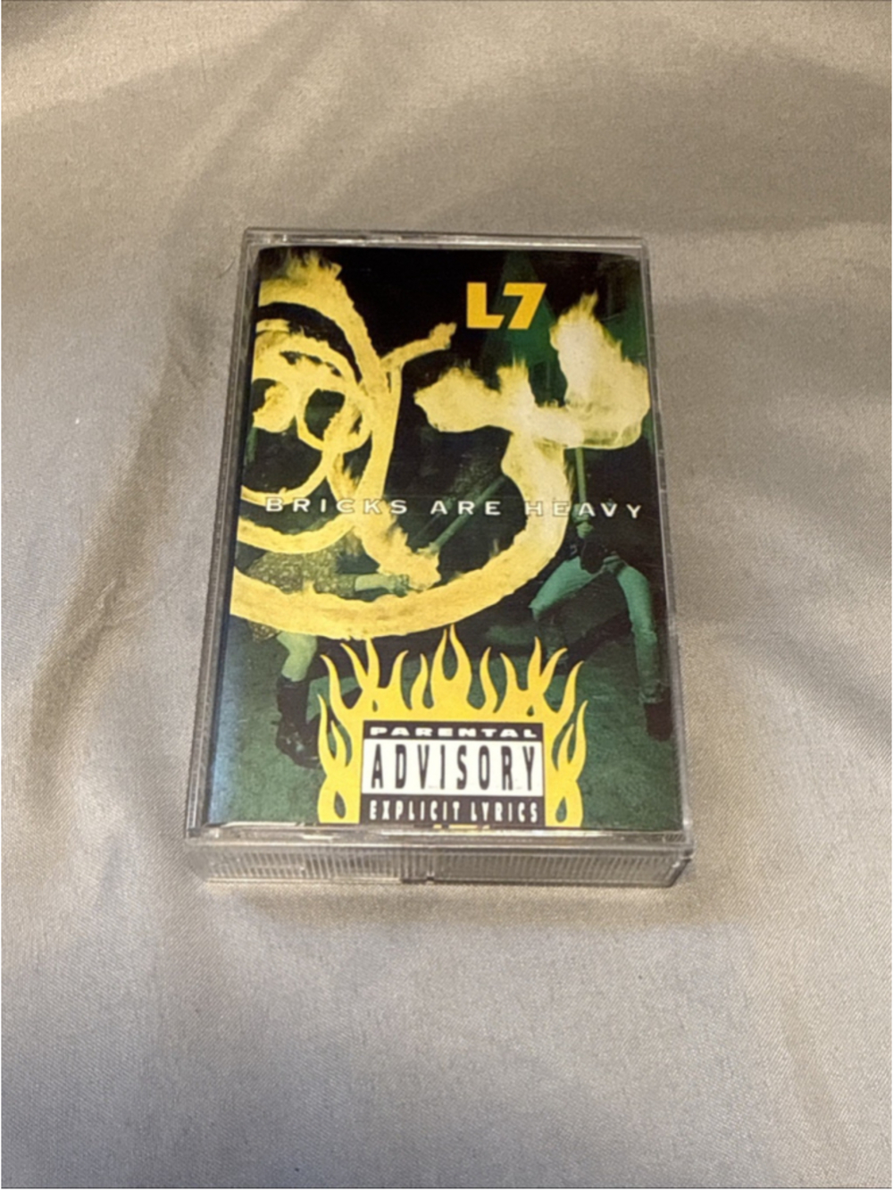 Vintage 1992 L7 Cassette Bricks Are Heavy Grunge Rock Album Tape Slash Records